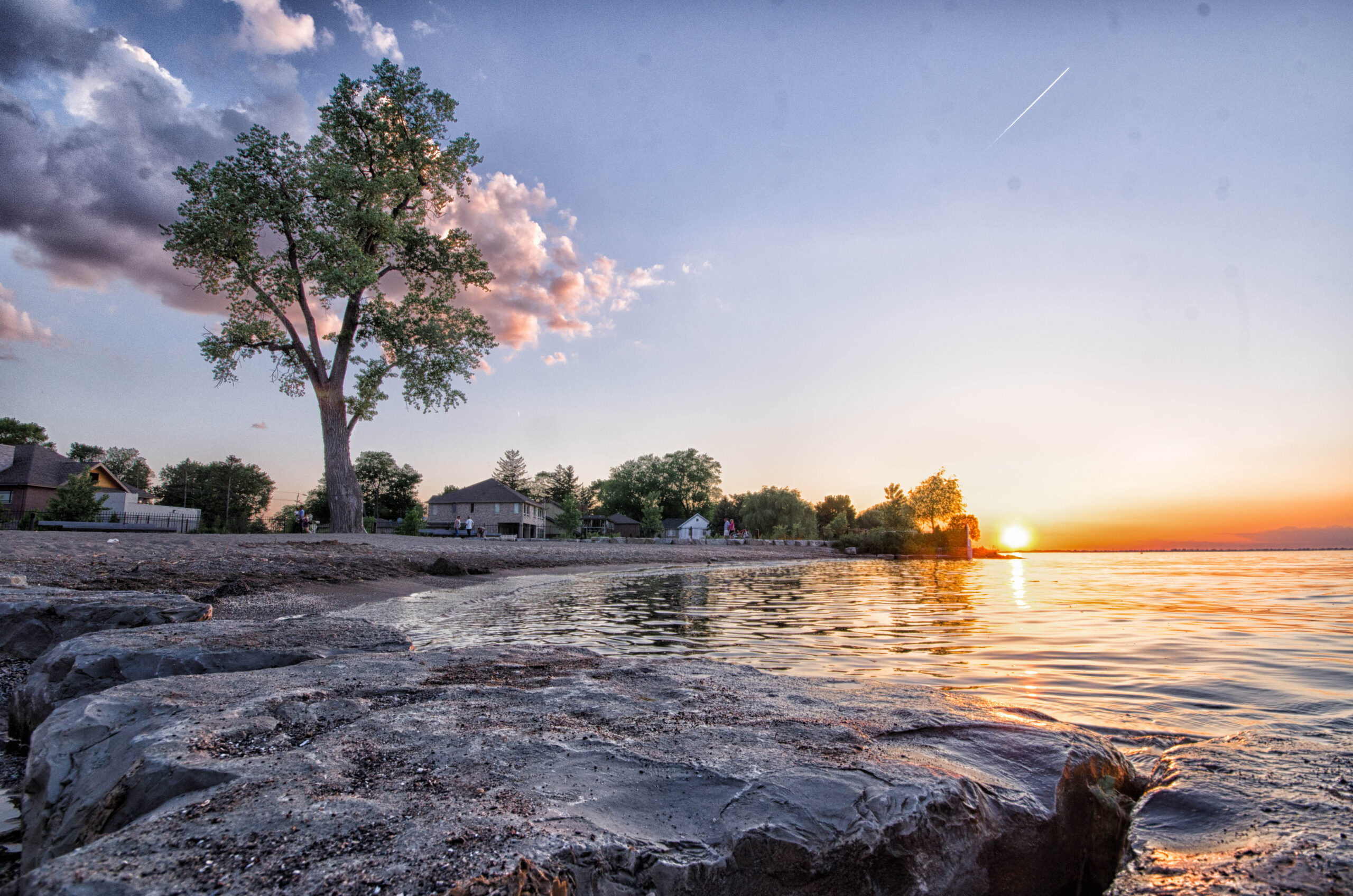 Flat-Fee MLS® Listing in Tecumseh Ontario - List It Realty Brokerage Inc.